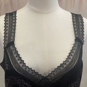 Black‎ Lace Camisole with Lace Neckline
